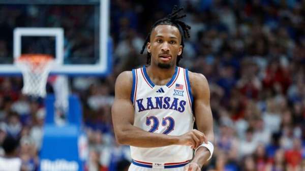 爵士队以榜眼签选中后卫达林·彼得森 NBA选秀大会再添未来之星